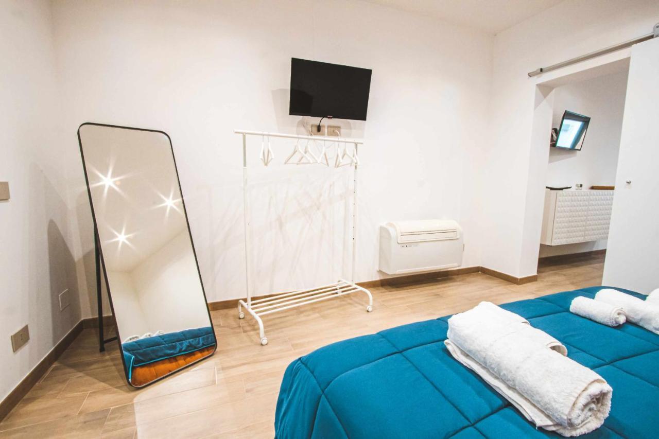 Katt Sea Apartment Бари Экстерьер фото